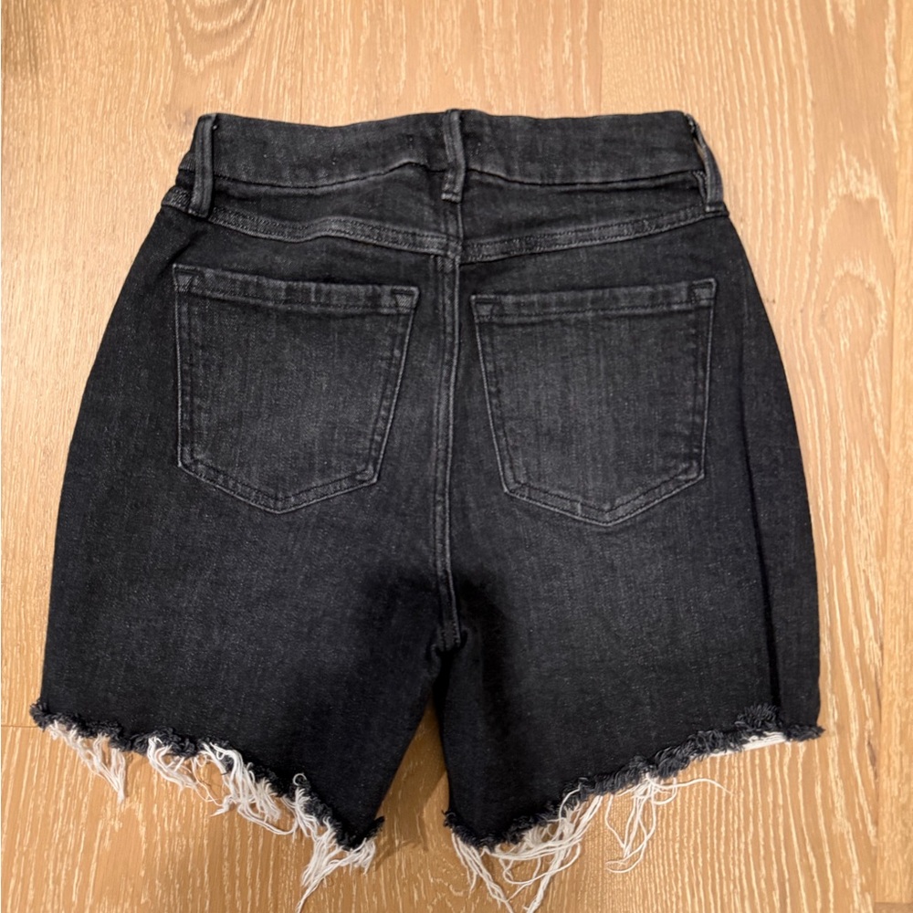 Curved 90s shorts - Picture 2 of 2